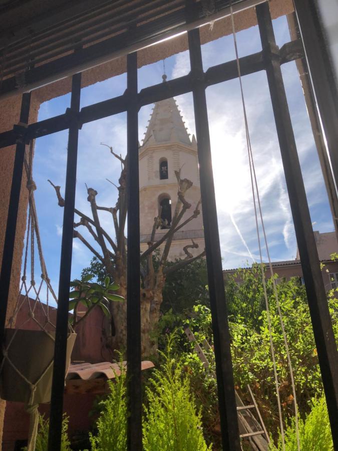 Sous Le Clocher Marseille Exterior photo